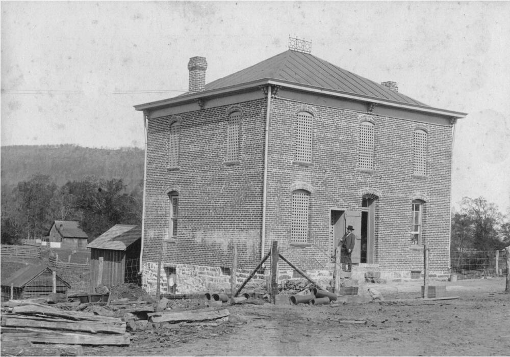 Building of the County Jail in 1903